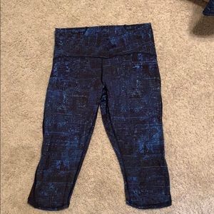 NWOT Lululemon Cropped leggings